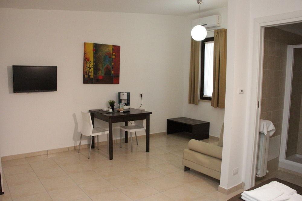 San Michele Apartments&Rooms Catanzaro Exteriör bild